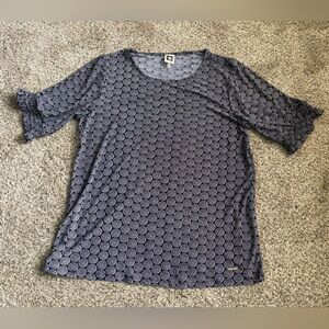 Women’s medallion top. Worn once.